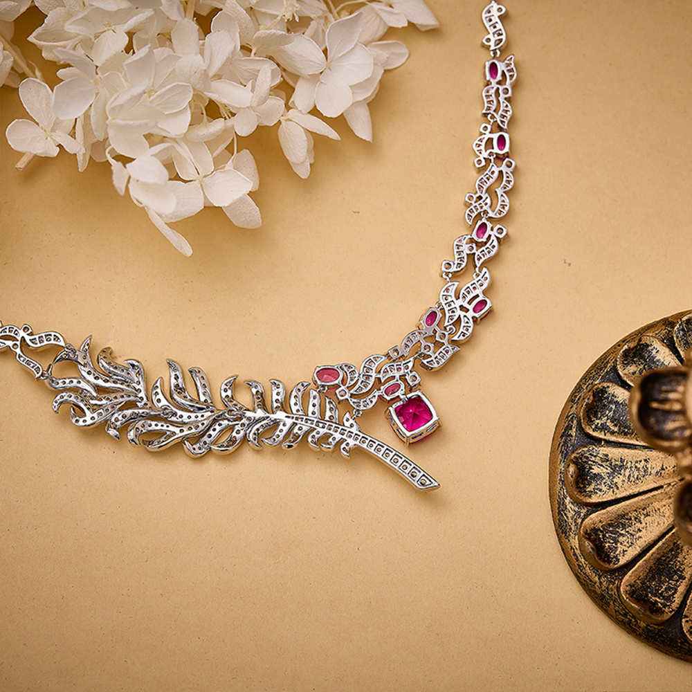 Double-Layer Feather Chain Necklace — 18K Plated